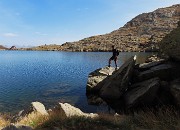 61 Dai roccioni vista sul Lago Piazzotti